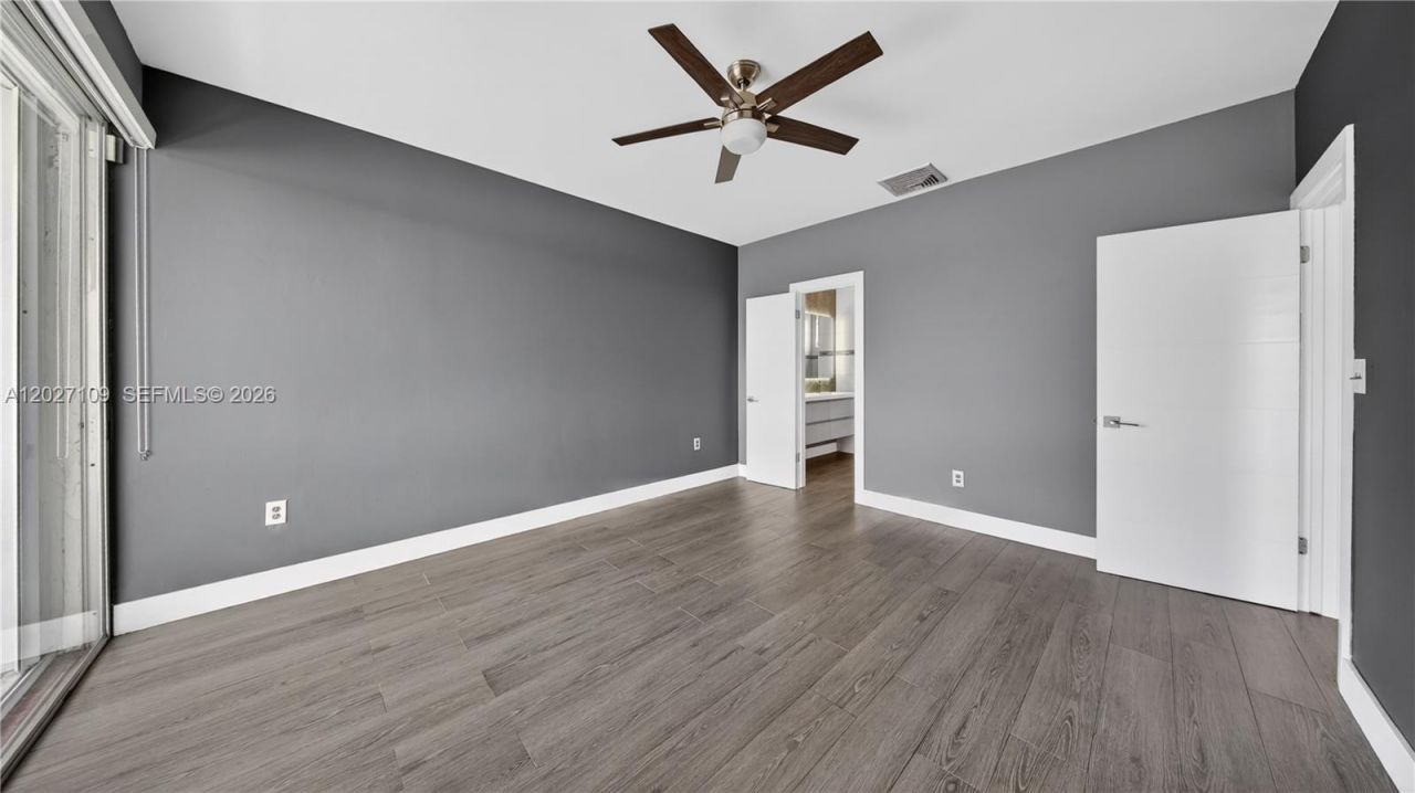 9179 Fontainebleau Blvd, Unit 9, Miami, FL 33172 Photo