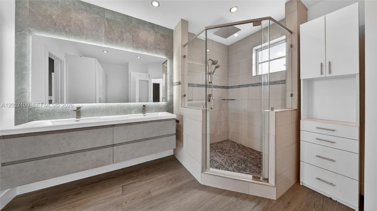 9179 Fontainebleau Blvd, Unit 9, Miami, FL 33172 Photo