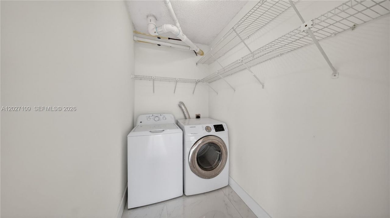 9179 Fontainebleau Blvd, Unit 9, Miami, FL 33172 Photo