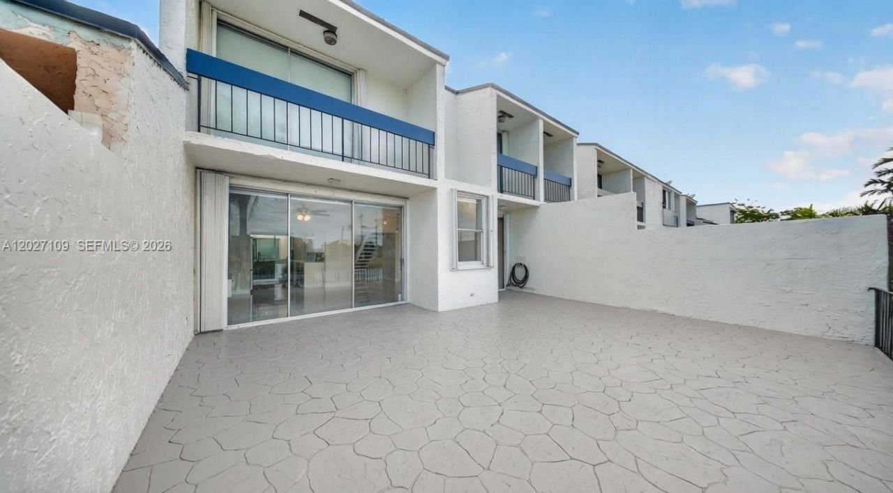 9179 Fontainebleau Blvd, Unit 9, Miami, FL 33172 Photo
