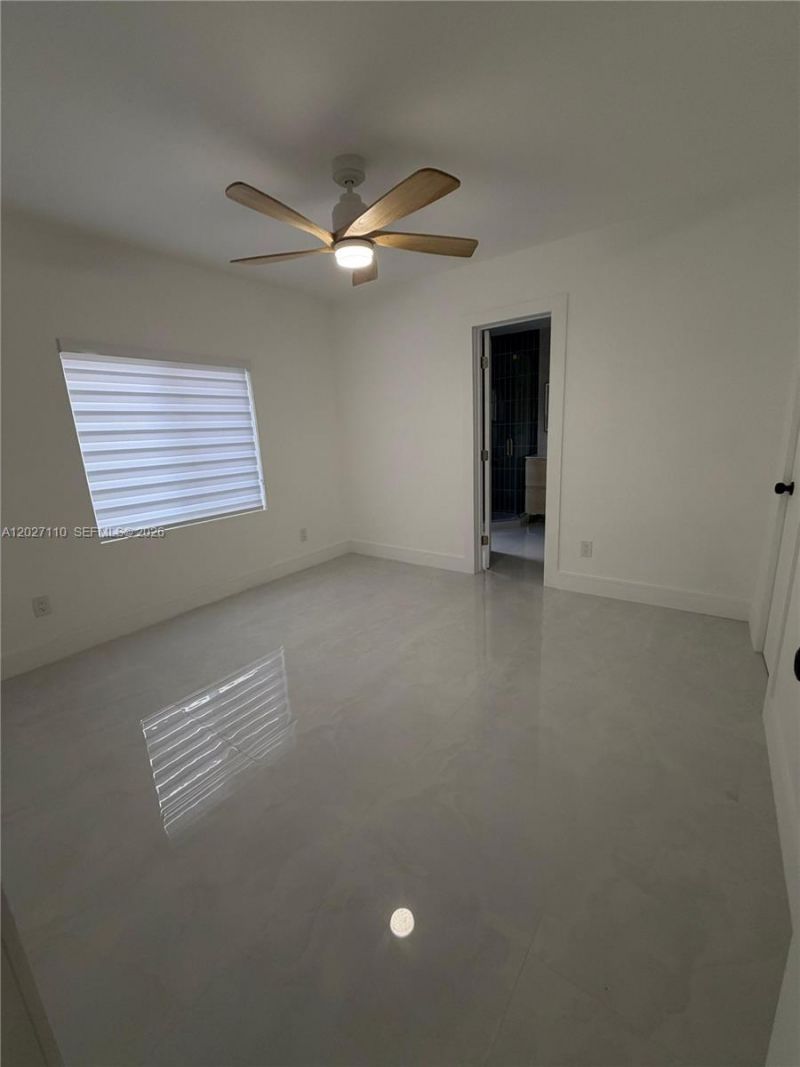 2426 NW 43rd St , Miami, FL 33142 Photo