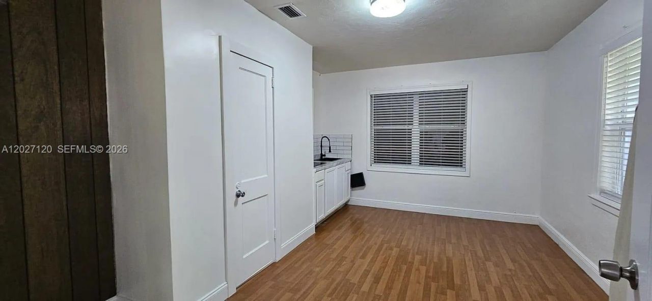 435 SW 33rd Ave , Miami, FL 33135 Photo