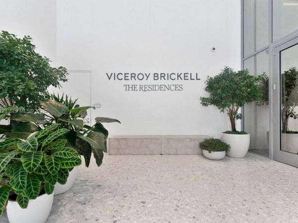 77 SE 5th , Unit 1711, Miami, FL 33131