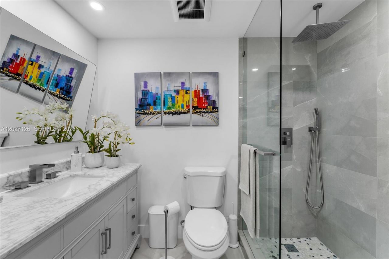 1350 SW 122nd Ave , Unit 415, Miami, FL 33184 Photo