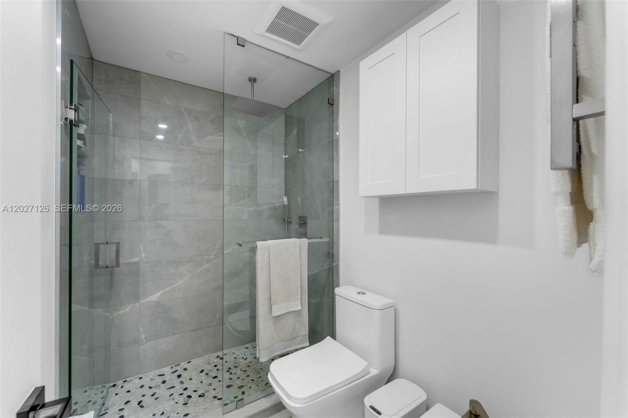 1350 SW 122nd Ave , Unit 415, Miami, FL 33184 Photo