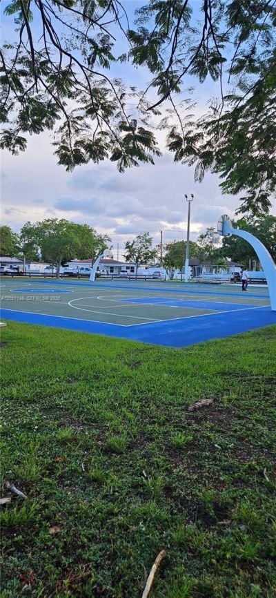 10420 SW 149th St , Miami, FL 33176 Photo