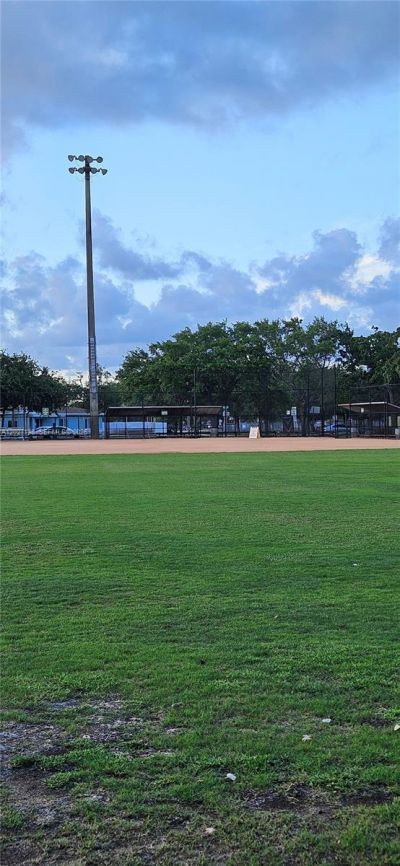 10420 SW 149th St , Miami, FL 33176 Photo