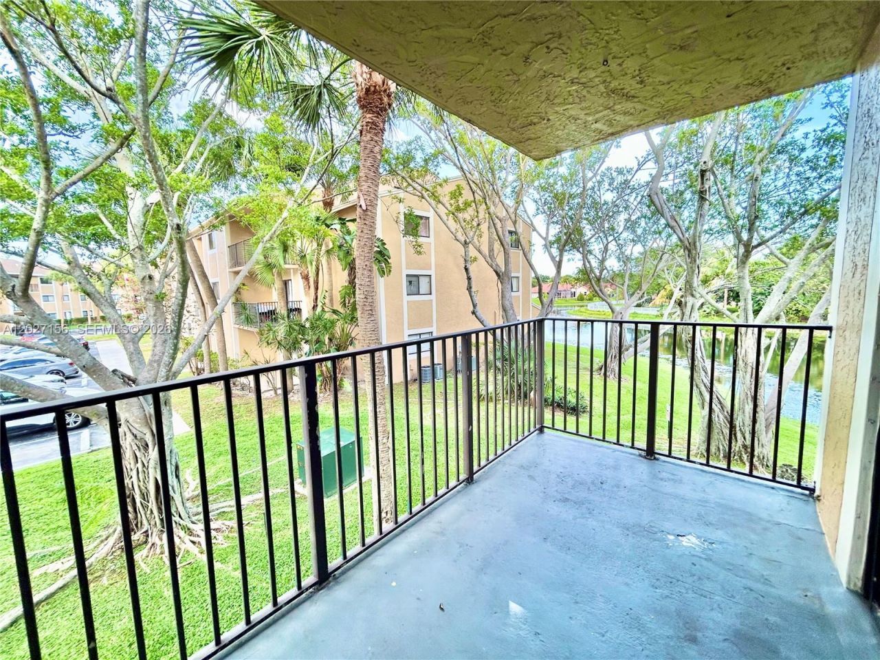 400 W Palm Cir W , Unit 201, Pembroke Pines, FL 33025 Photo