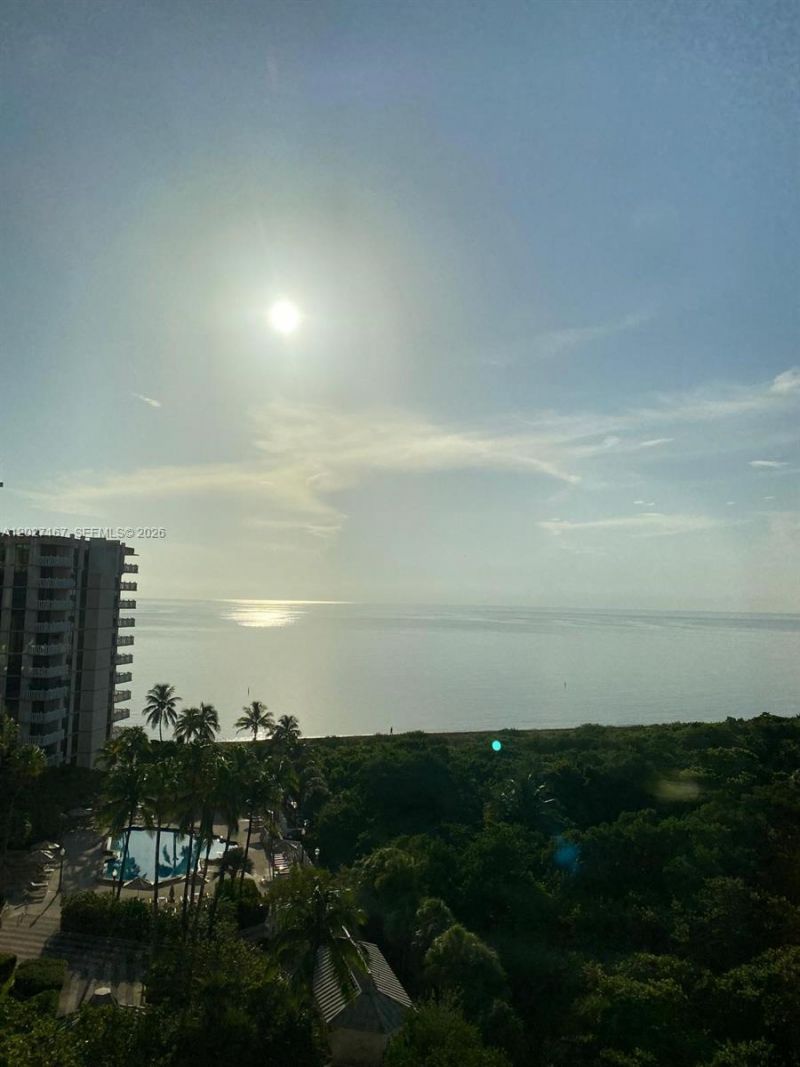 1121 Crandon Blvd, Unit D1007, Key Biscayne, FL 33149 Photo