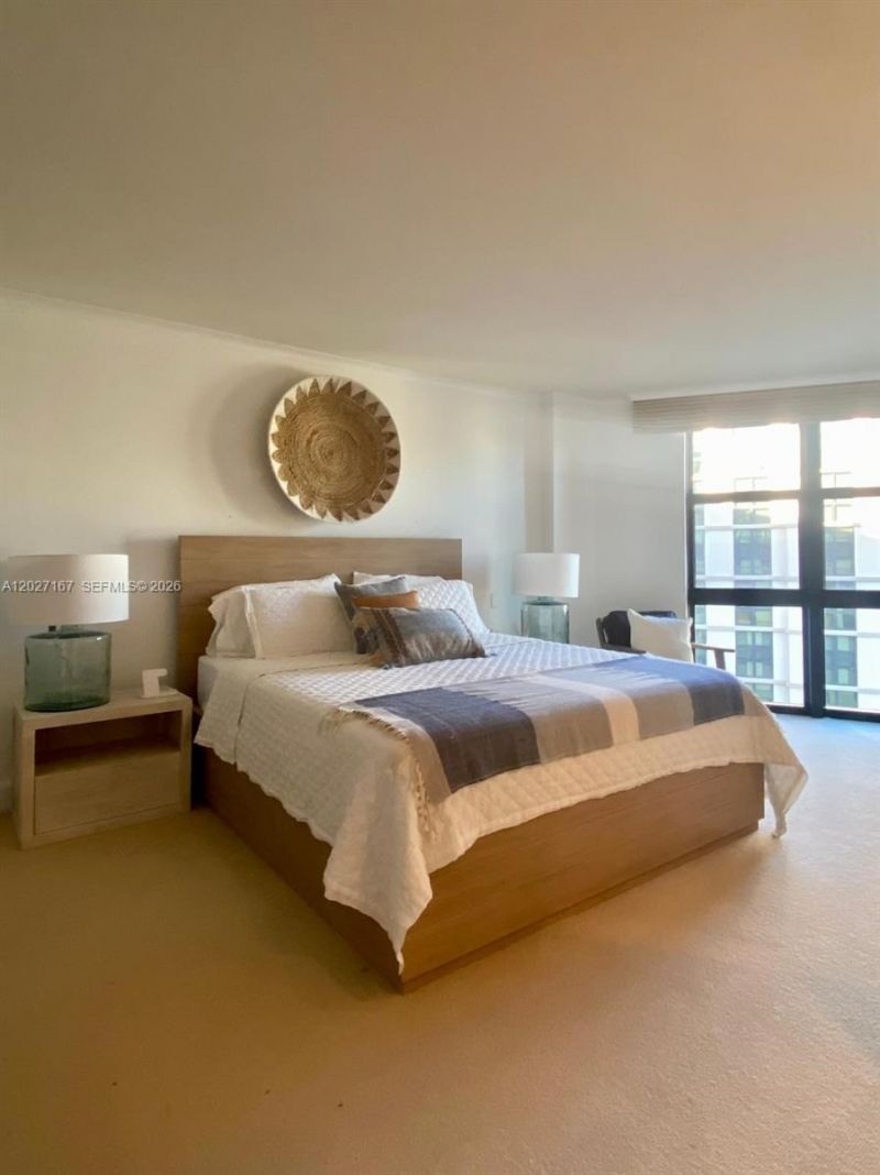 1121 Crandon Blvd, Unit D1007, Key Biscayne, FL 33149 Photo