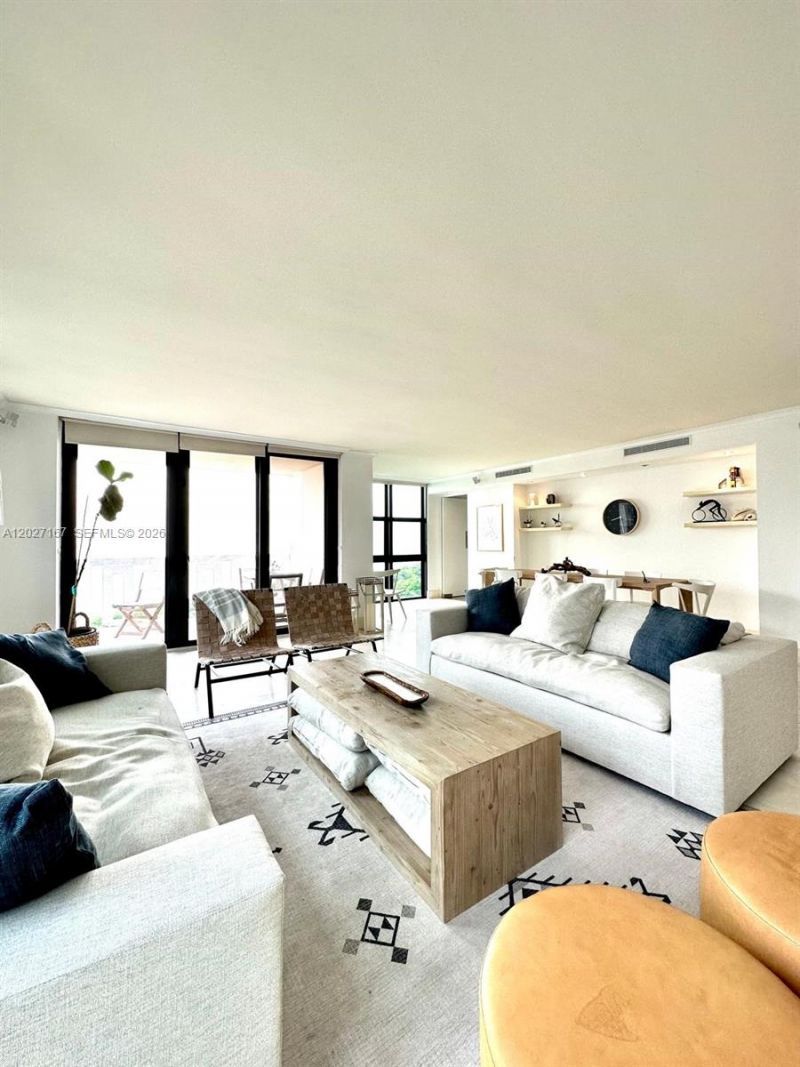 1121 Crandon Blvd, Unit D1007, Key Biscayne, FL 33149 Photo