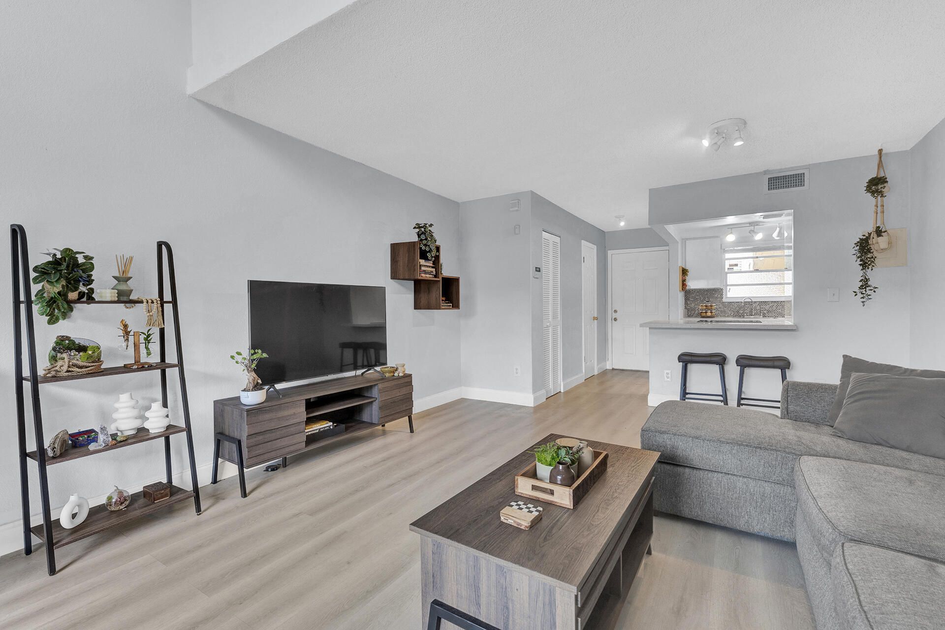 8600 SW 109th Ave , Unit 4-207, Miami, FL 33173 Photo
