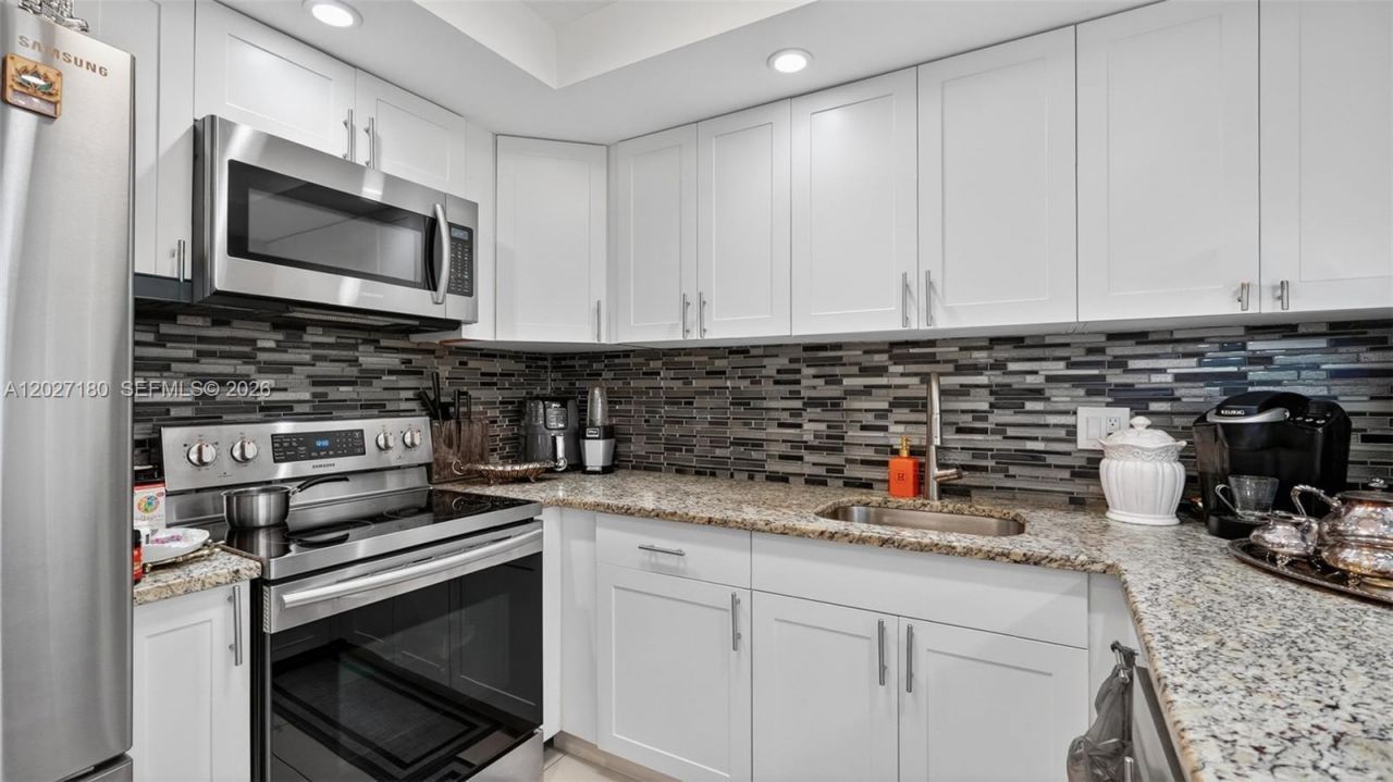 2017 S Ocean Dr , Unit 1104, Hallandale Beach, FL 33009 Photo