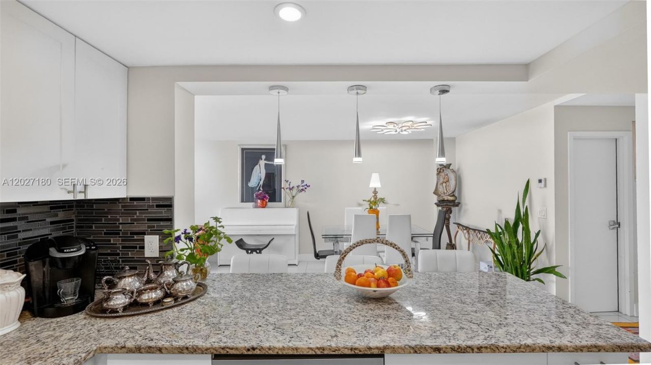 2017 S Ocean Dr , Unit 1104, Hallandale Beach, FL 33009 Photo