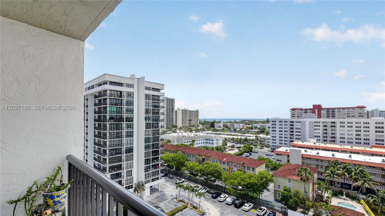 2017 S Ocean Dr , Unit 1104, Hallandale Beach, FL 33009 Photo