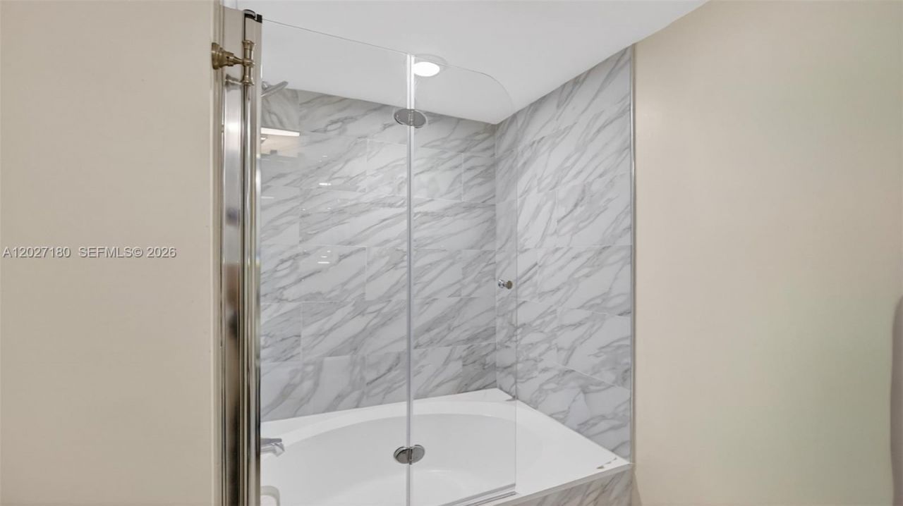 2017 S Ocean Dr , Unit 1104, Hallandale Beach, FL 33009 Photo