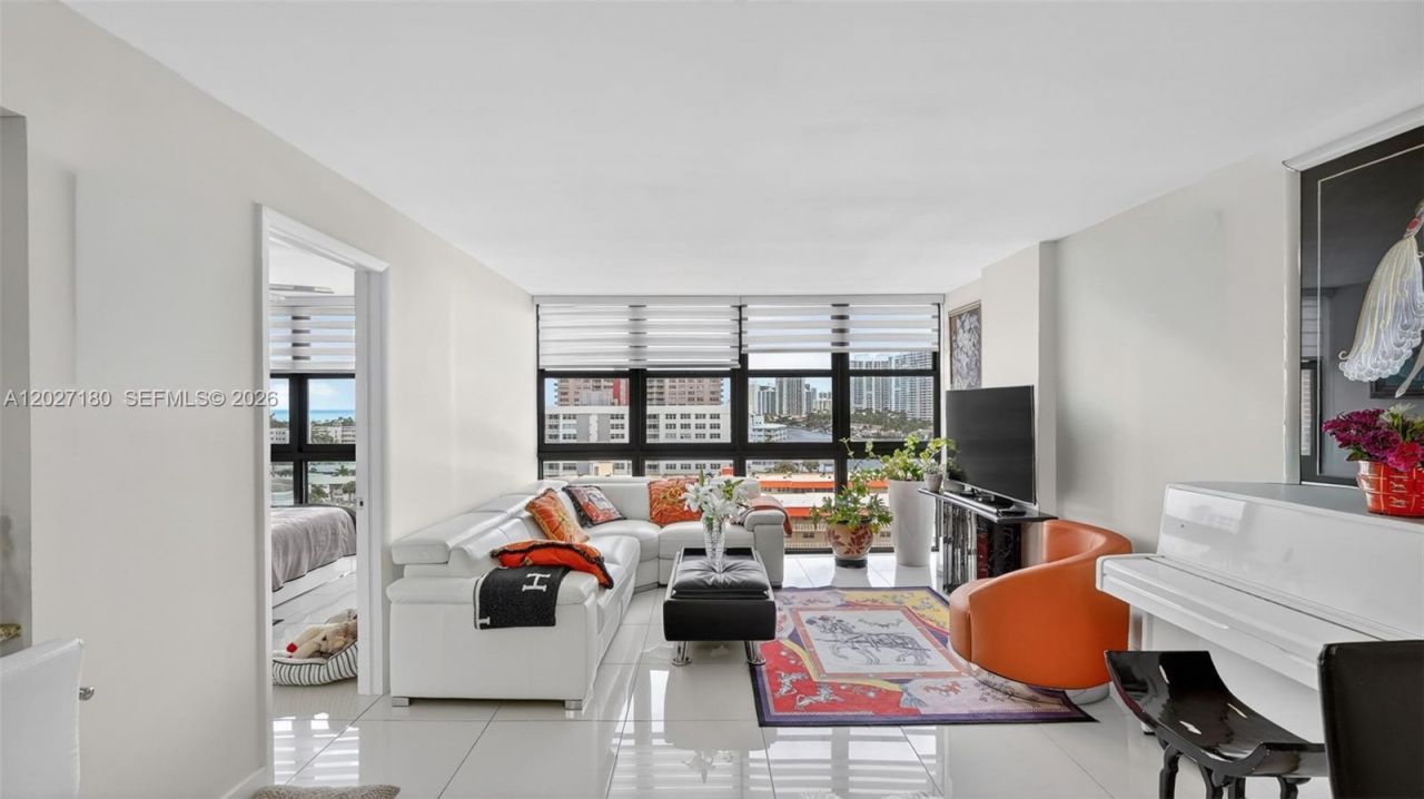 2017 S Ocean Dr , Unit 1104, Hallandale Beach, FL 33009 Photo