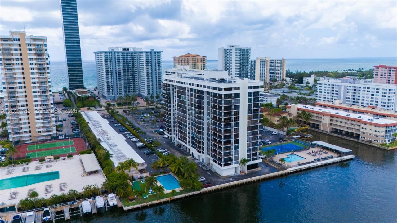 2017 S Ocean Dr , Unit 1104, Hallandale Beach, FL 33009 Photo