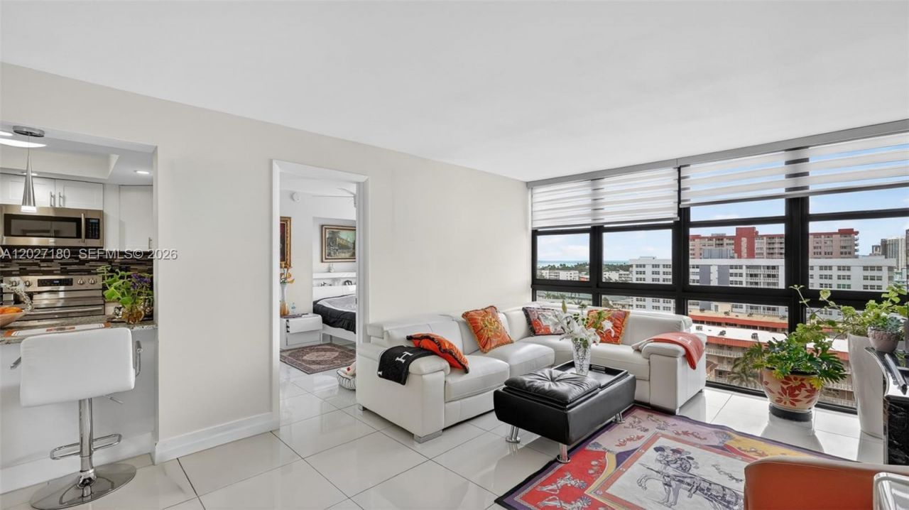 2017 S Ocean Dr , Unit 1104, Hallandale Beach, FL 33009 Photo