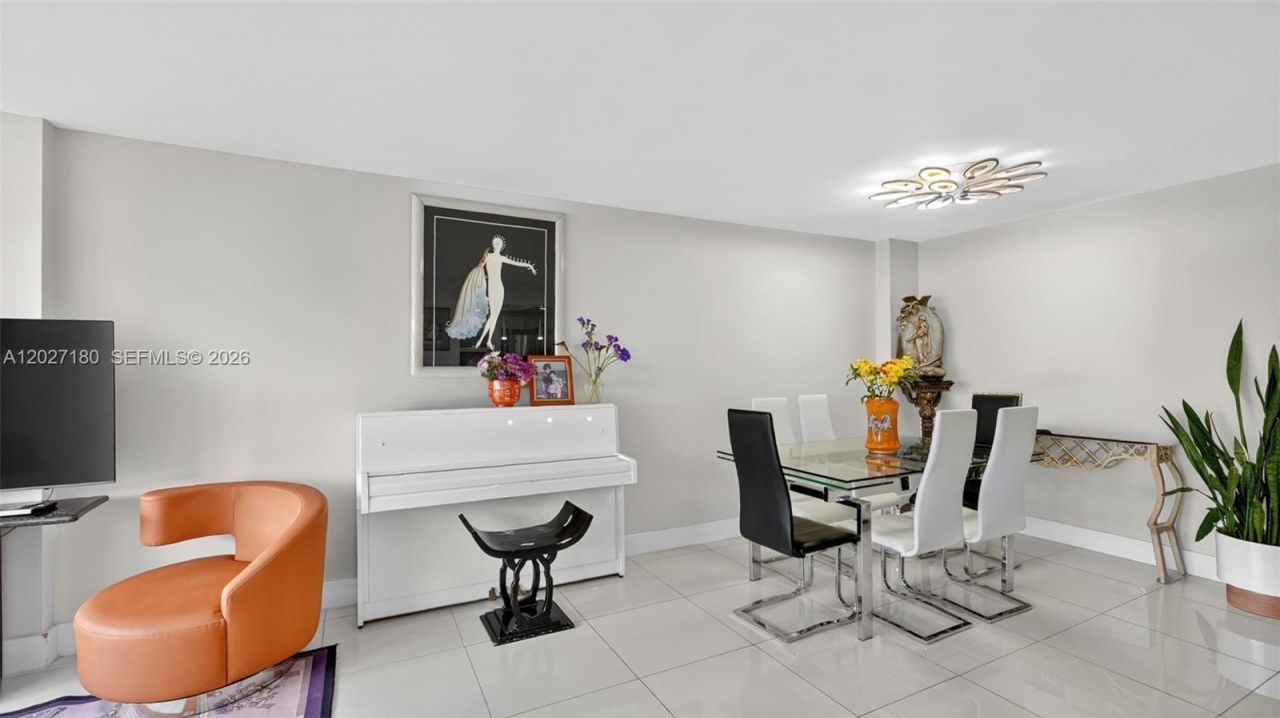 2017 S Ocean Dr , Unit 1104, Hallandale Beach, FL 33009 Photo
