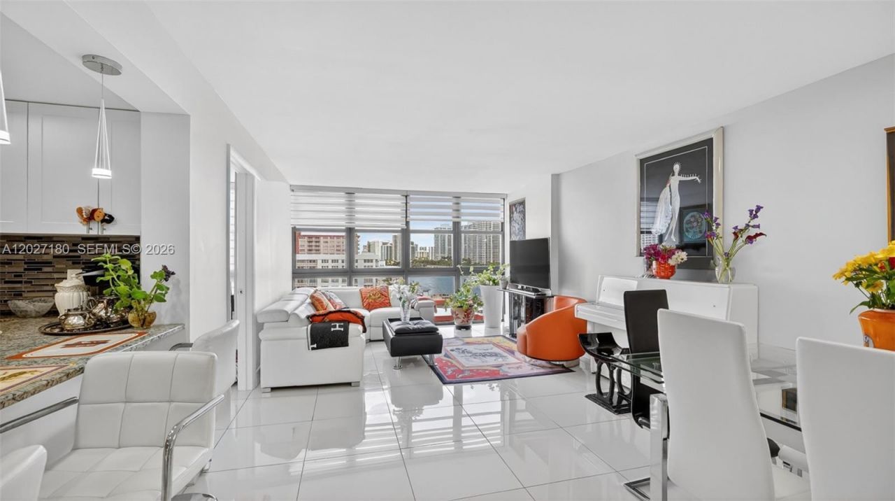 2017 S Ocean Dr , Unit 1104, Hallandale Beach, FL 33009 Photo