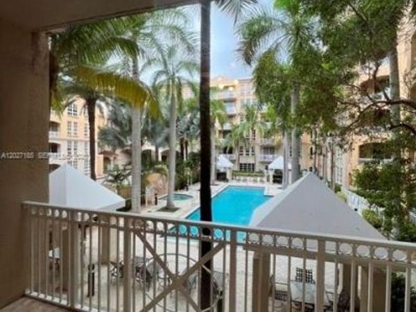 3001 NE 185th St , Unit 218, Aventura, FL 33180