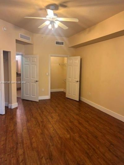 3001 NE 185th St , Unit 218, Aventura, FL 33180 Photo