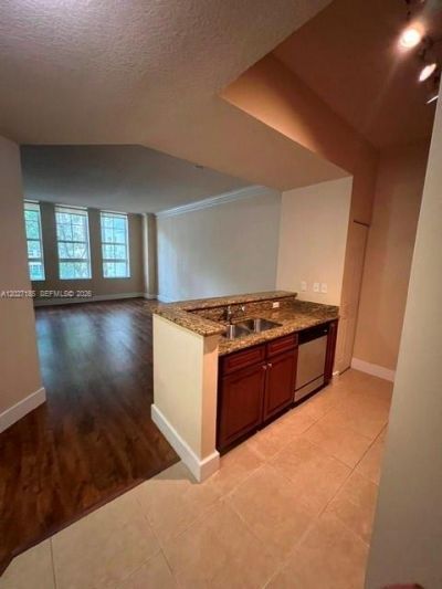 3001 NE 185th St , Unit 218, Aventura, FL 33180 Photo