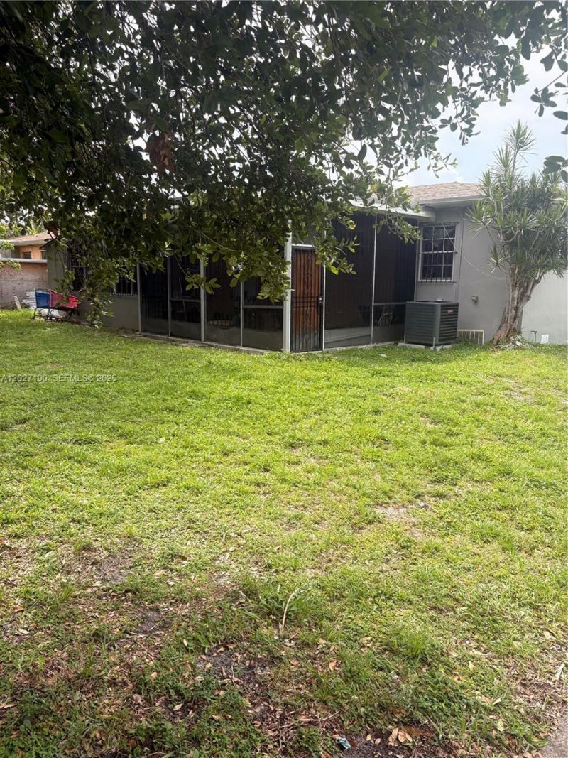 1100 NW 110th St, Miami, FL 33168 Photo