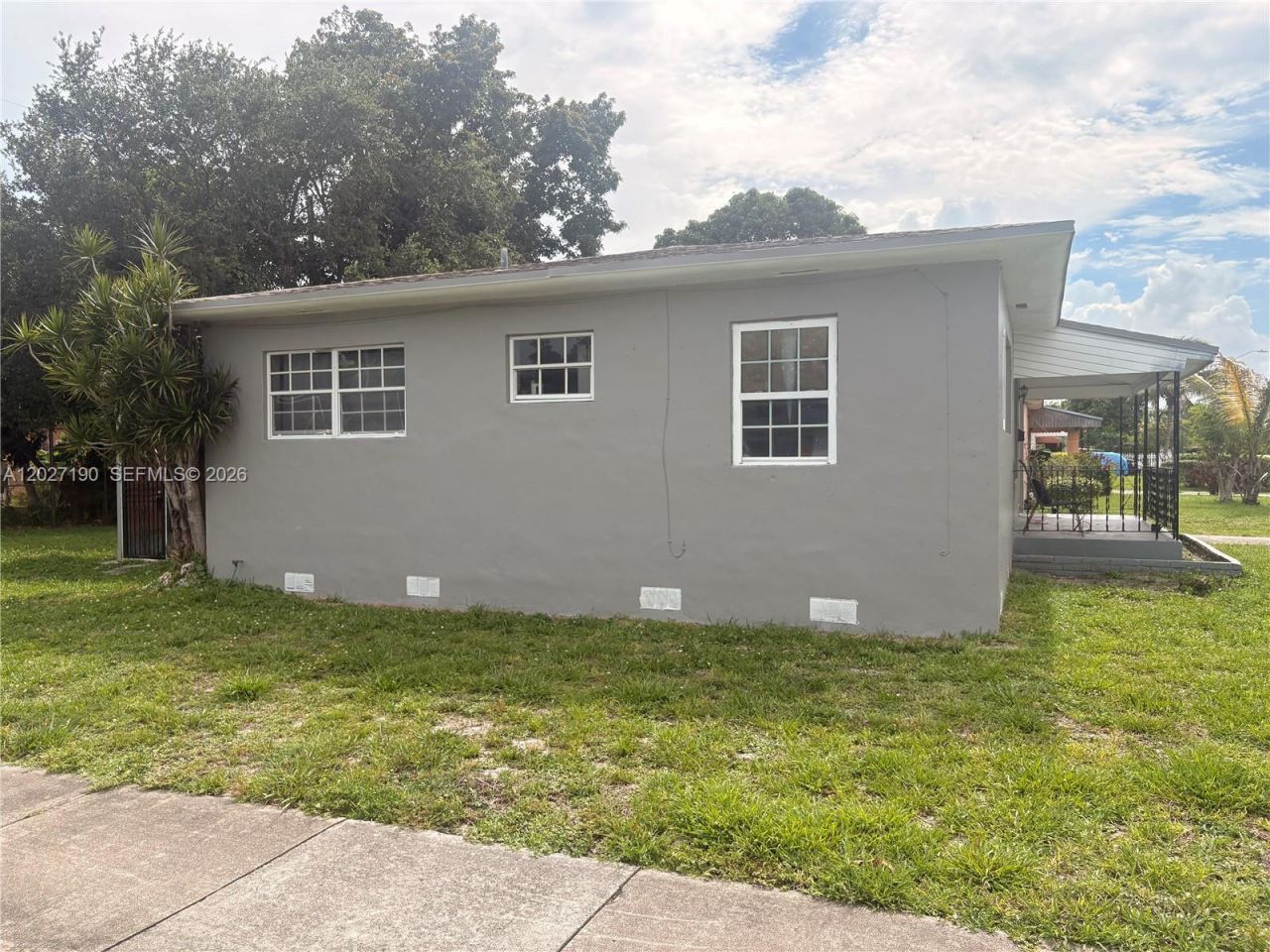 1100 NW 110th St, Miami, FL 33168 Photo