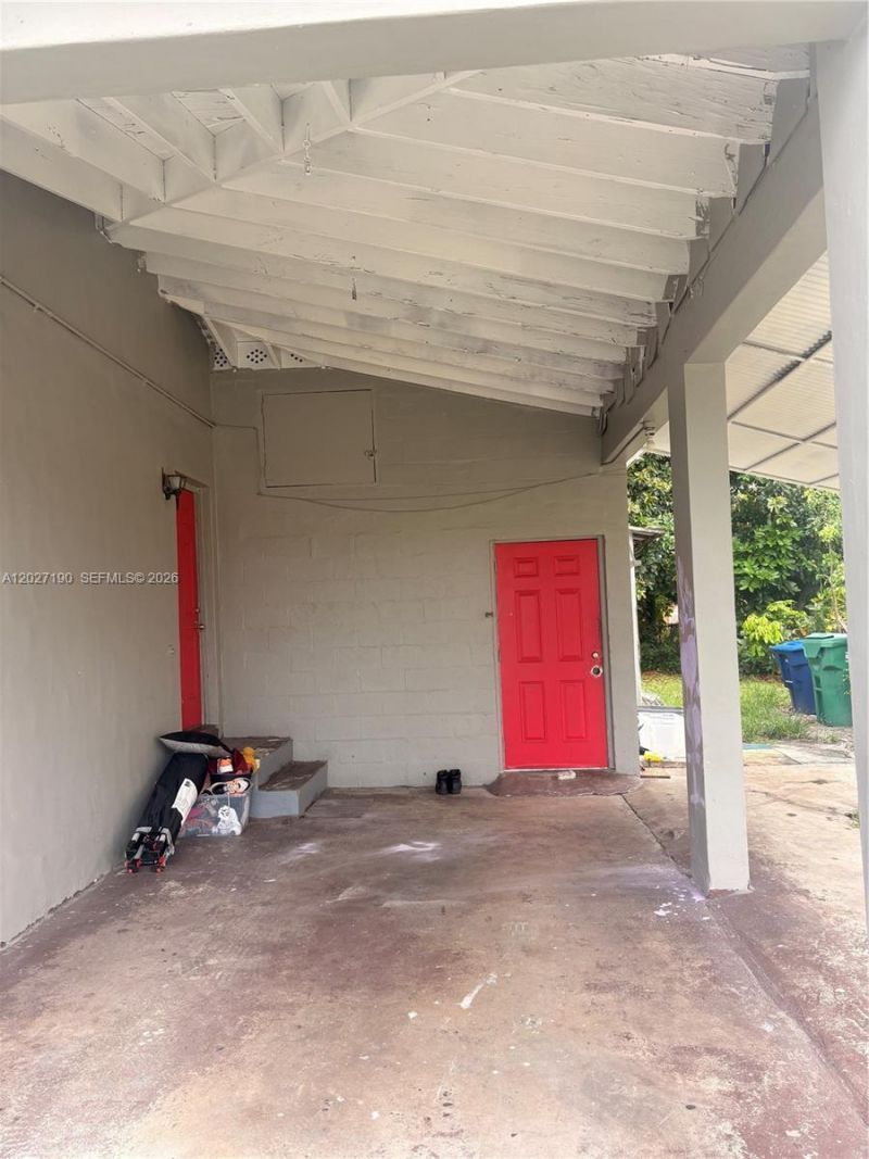 1100 NW 110th St, Miami, FL 33168 Photo