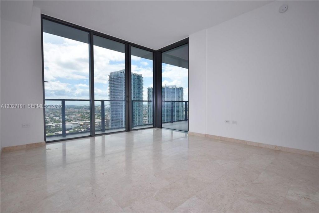 68 SE 6th St , Unit 2812, Miami, FL 33131 Photo