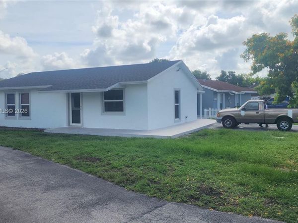 13741 SW 46th Ter , Miami, FL 33175