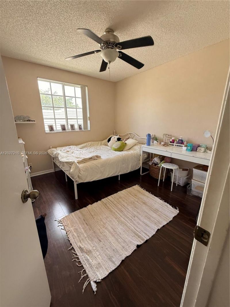 300 Cameron Dr , Weston, FL 33326 Photo