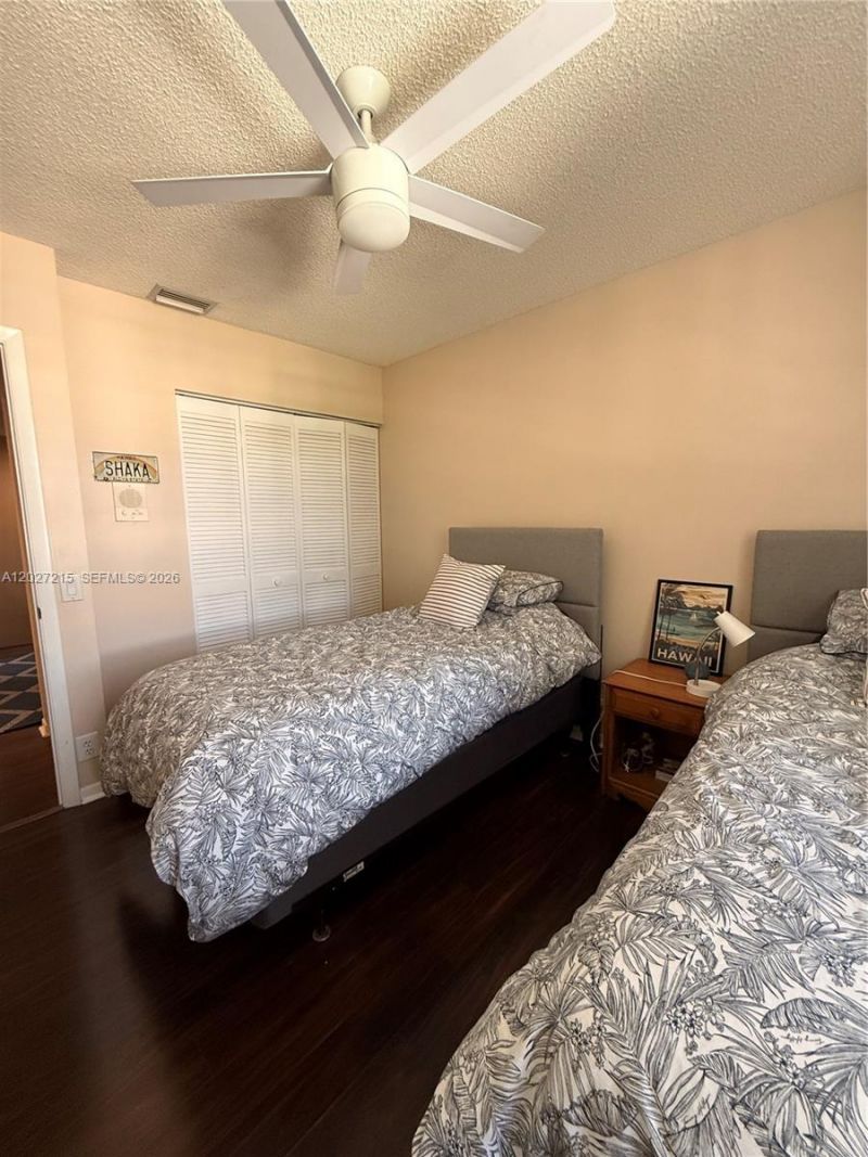 300 Cameron Dr , Weston, FL 33326 Photo