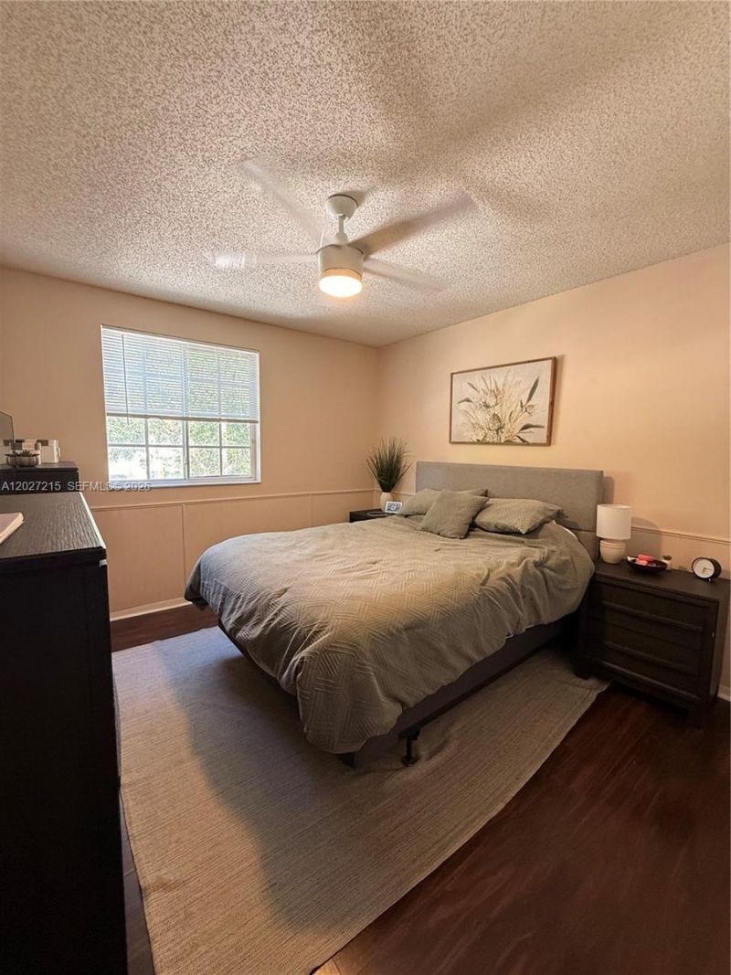 300 Cameron Dr , Weston, FL 33326 Photo
