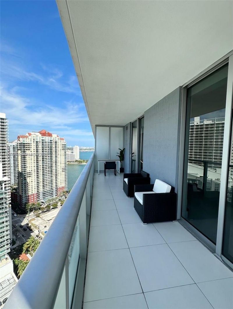 1300 Brickell Bay Dr, Unit 3101, Miami, FL 33131 Photo