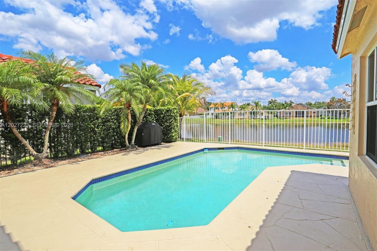 873 Sand Creek Cir , Weston, FL 33327 Photo