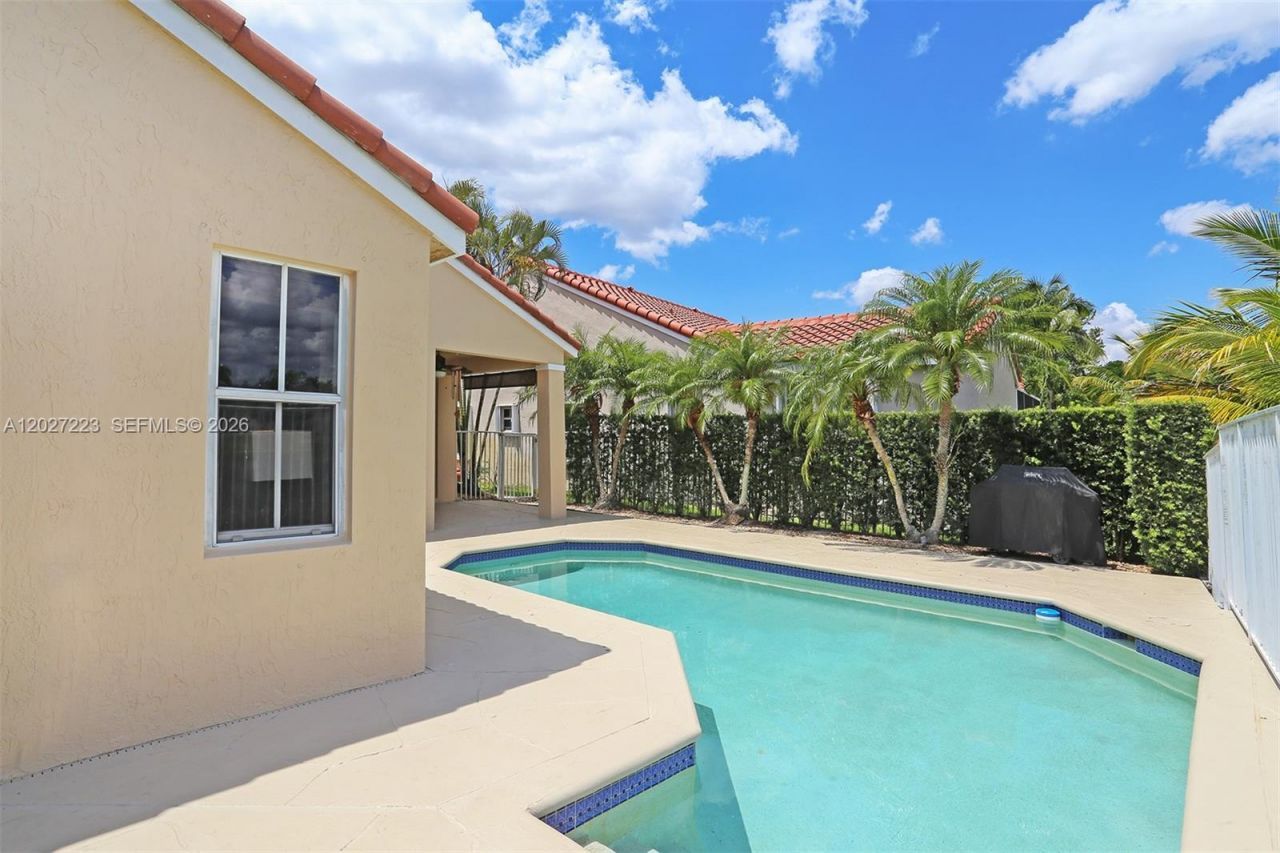 873 Sand Creek Cir , Weston, FL 33327 Photo