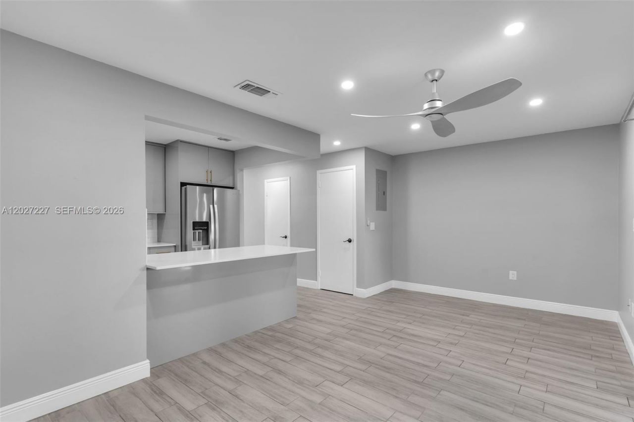3771 SW 99th Ave , Unit 4, Miami, FL 33165 Photo