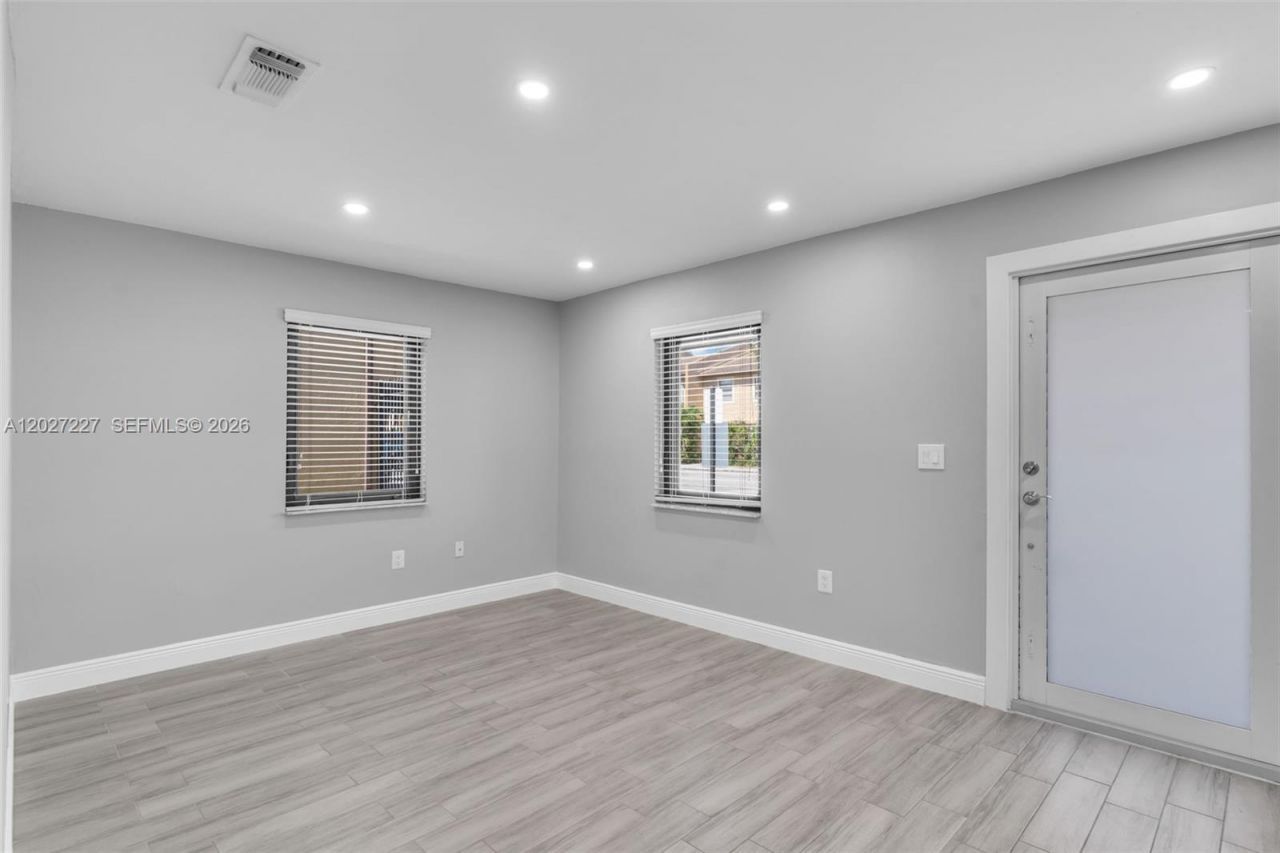 3771 SW 99th Ave , Unit 4, Miami, FL 33165 Photo