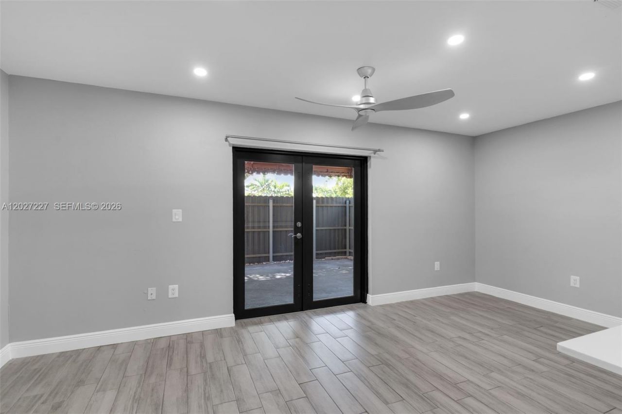 3771 SW 99th Ave , Unit 4, Miami, FL 33165 Photo