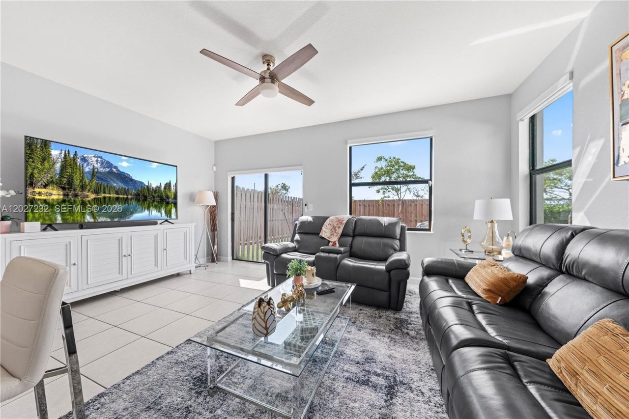 23489 SW 127th Pl , Homestead, FL 33032 Photo