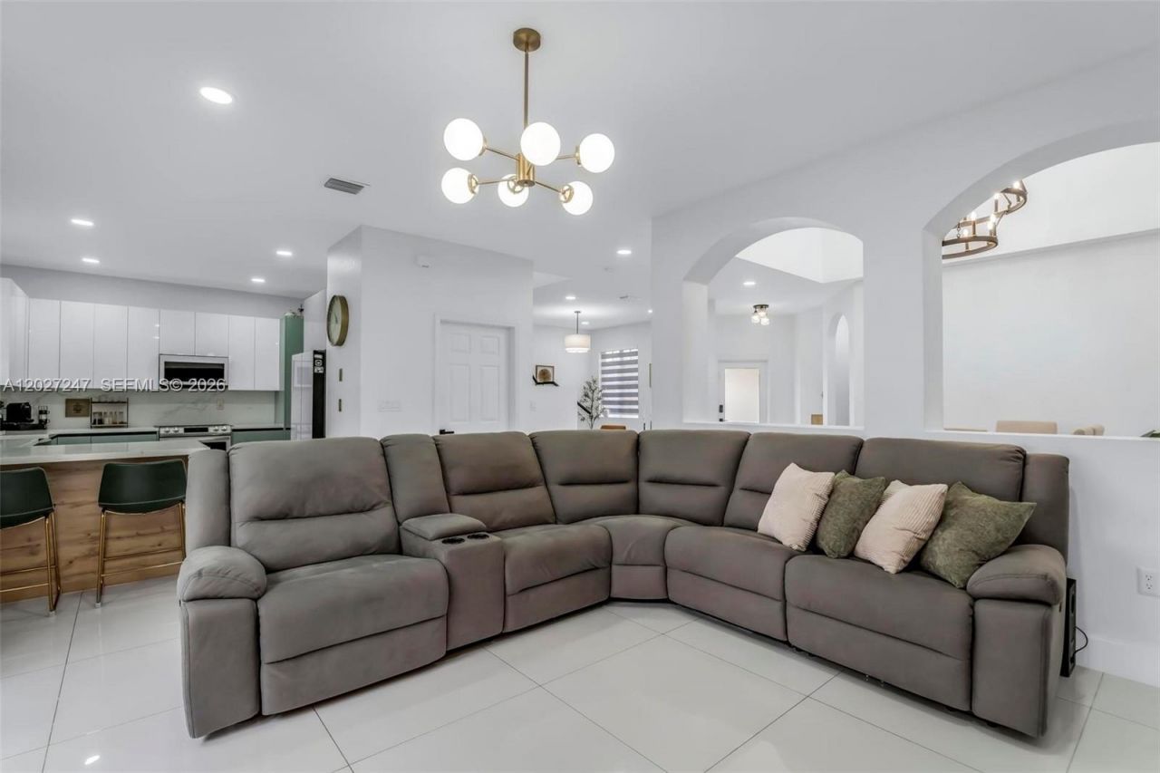 156 SE 22nd Ter, Homestead, FL 33033 Photo