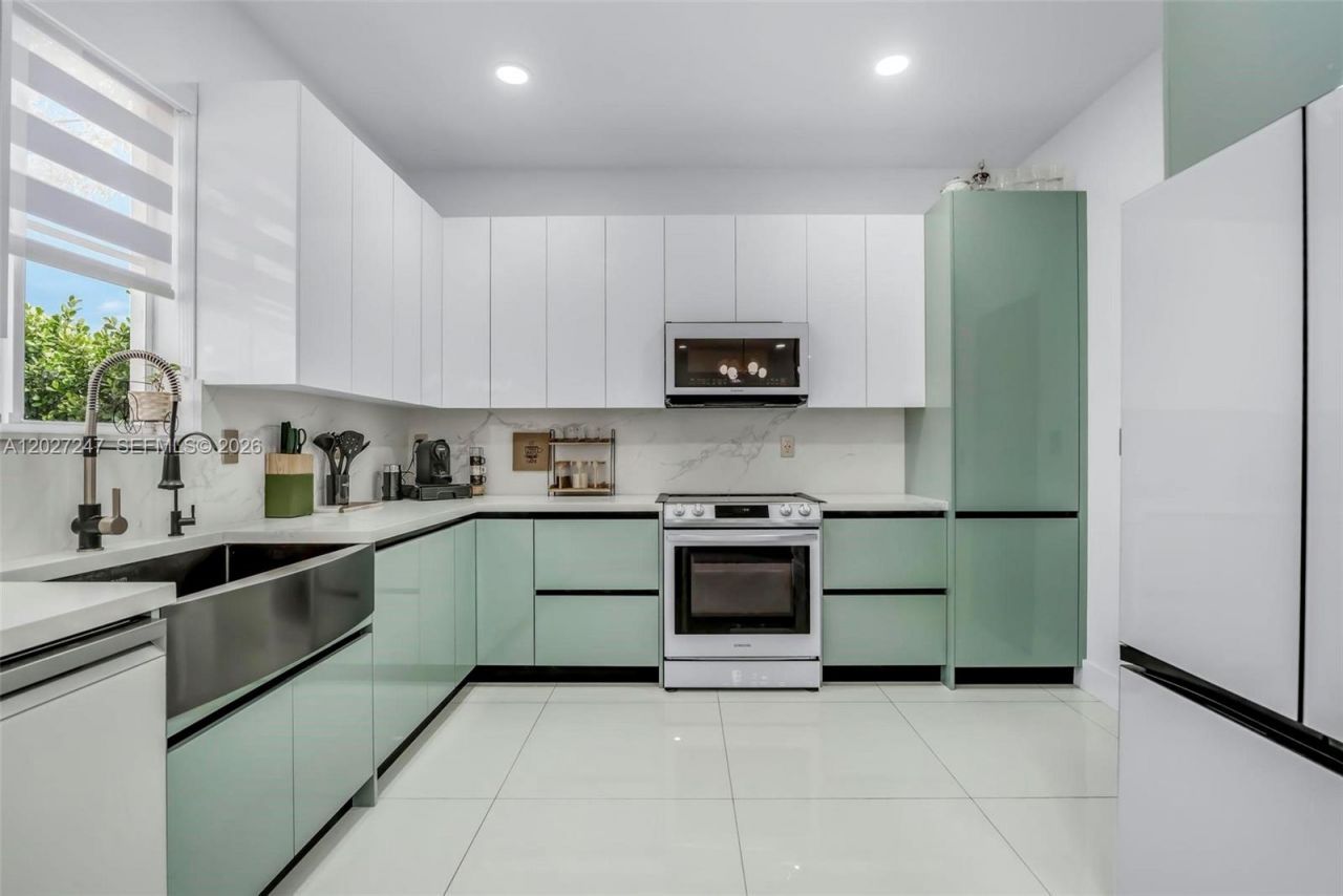 156 SE 22nd Ter, Homestead, FL 33033 Photo
