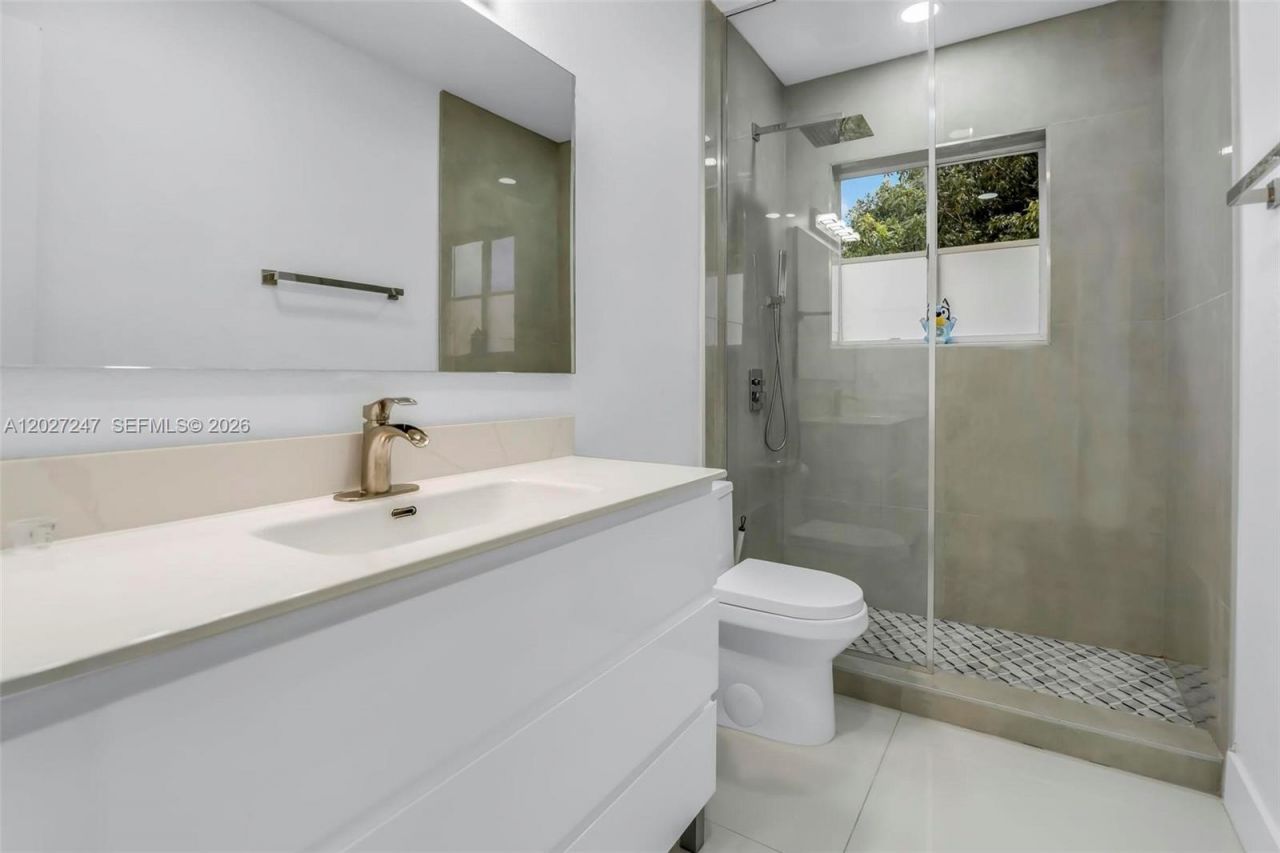 156 SE 22nd Ter, Homestead, FL 33033 Photo
