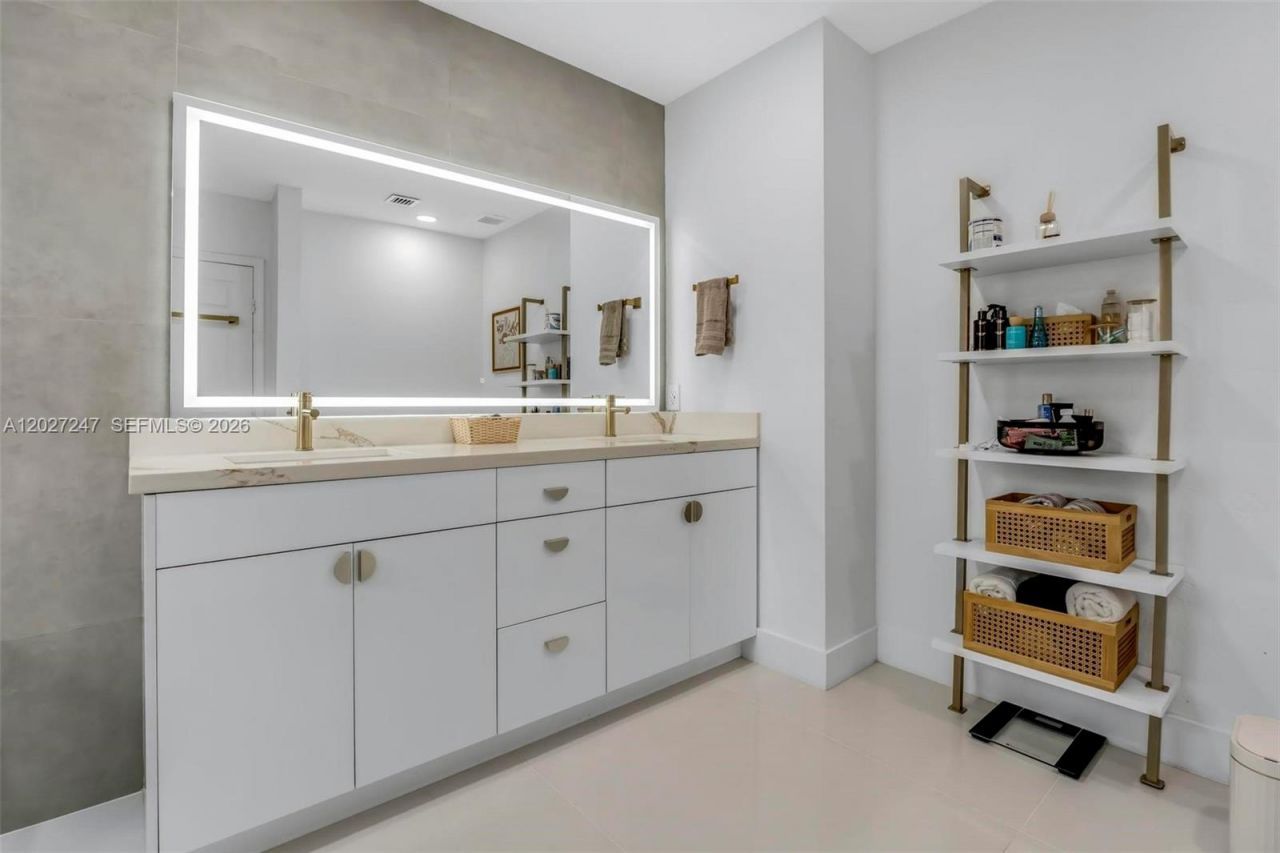 156 SE 22nd Ter, Homestead, FL 33033 Photo