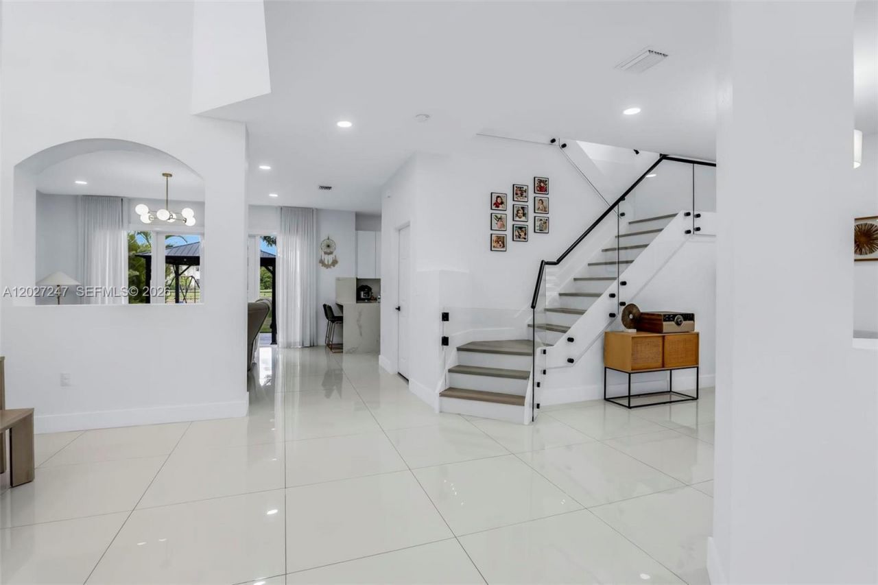 156 SE 22nd Ter, Homestead, FL 33033 Photo