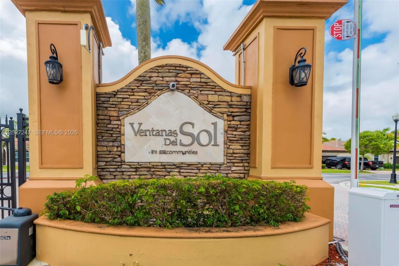 156 SE 22nd Ter, Homestead, FL 33033 Photo