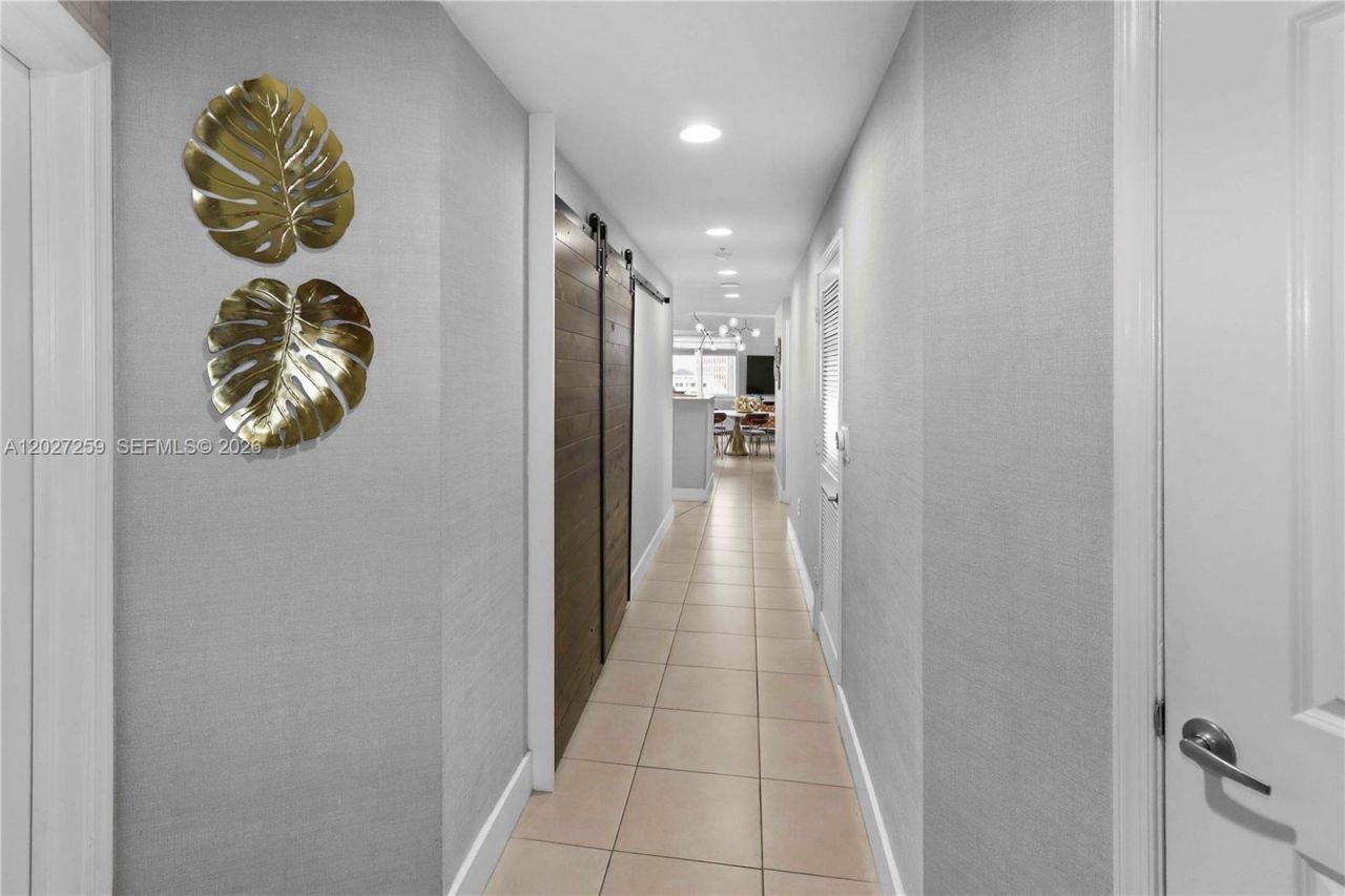 10 Aragon Ave, Unit 1106, Coral Gables, FL 33134 Photo